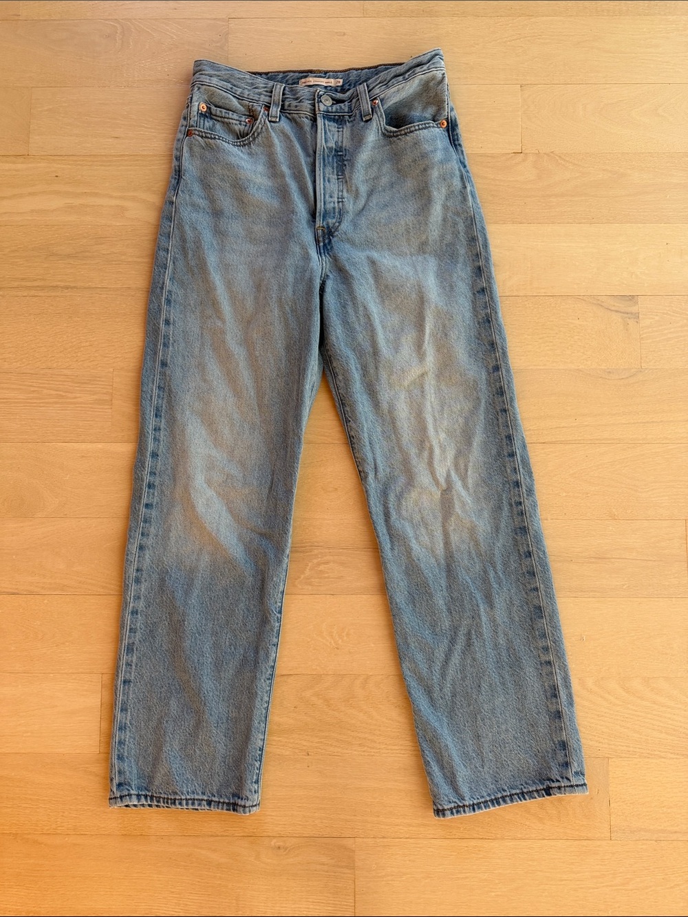 Levi’s - Picture 3 of 5